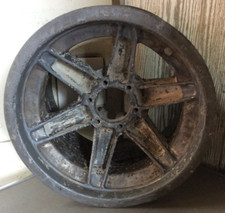 lola t70 magnesium alloy wheel