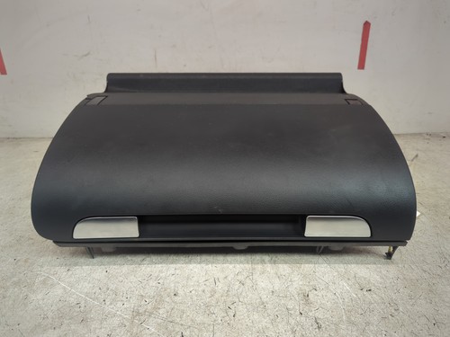 Audi glove box 2010 - glove,