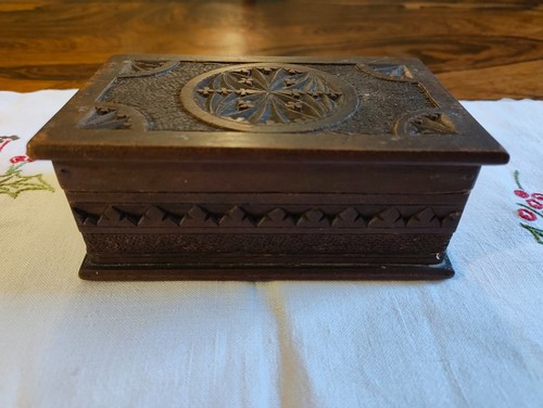 Original wooden hand carved - original,