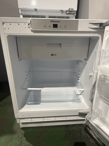 Hisense integrated fridge - hisense,
