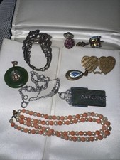 8 Art Deco  Items Inc 9ct Coral , Guilloche , Jade & 925 Silver & Coral & Mizpah