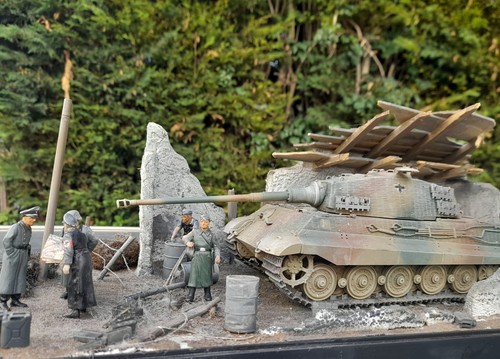 Built german king tiger - 1/35,