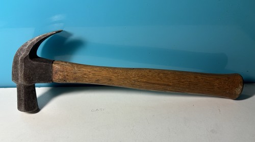 Vintage wooden handled claw - wooden,