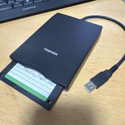 Toshiba external usb - usb, floppy