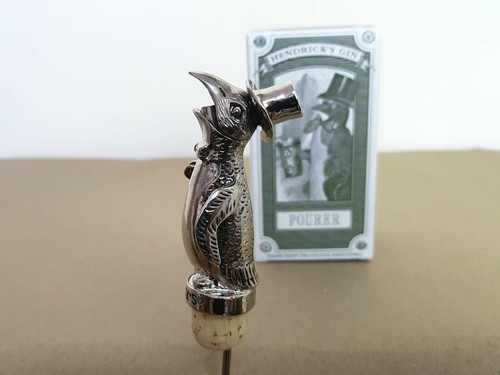 Hendricks gin penguin official - gin,