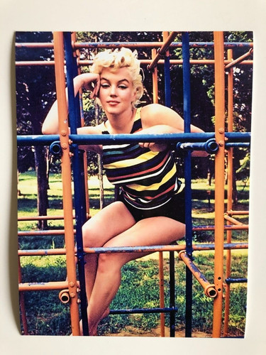Marilyn monroe eve - by,