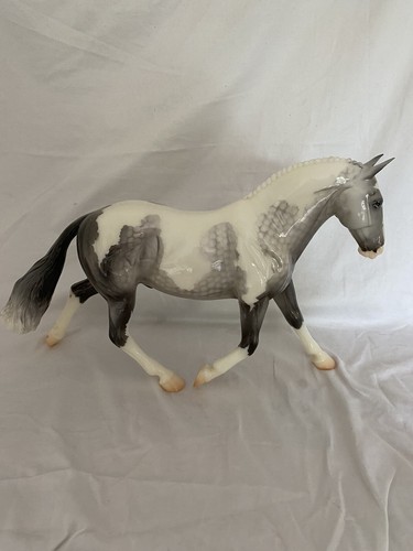 Breyer rotating draft surprise - rotating,