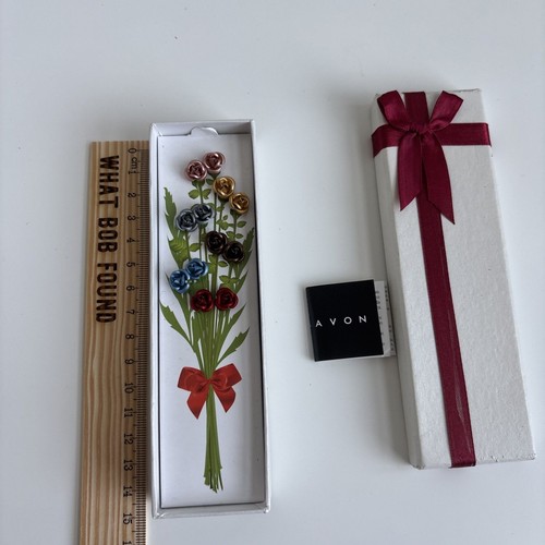 Vintage avon floral bouquet - avon,