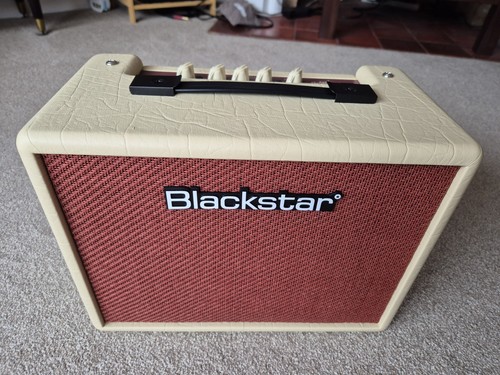 Blackstar debut 15e - blackstar, guitar