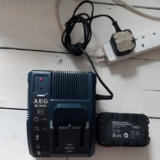 Genuine AEG BL9618 Black 9.6-18V Battery Charger and battery