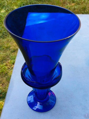 Cobalt blue glass - blue,