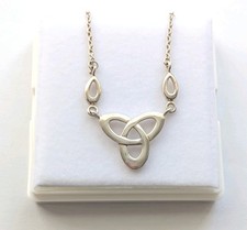 Kit Heath 1997 Classic Sterling Silver Celtic Triquetra Pendant & Chain, Boxed