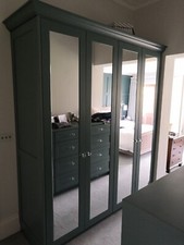 bespoke fitted wardrobes