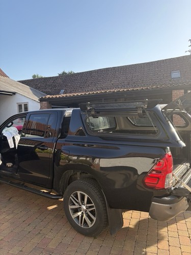 Aeroklas hilux canopy - aeroklas,