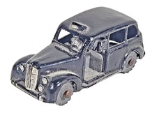 Vintage Budgie Morestone No. 13 Austin FX3 London Taxi Diecast Model Car Spares.