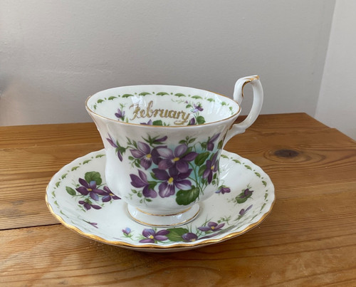 Royal albert flowers the - of,