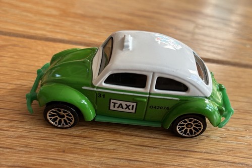 Matchbox beetle taxi - vw, (2002)