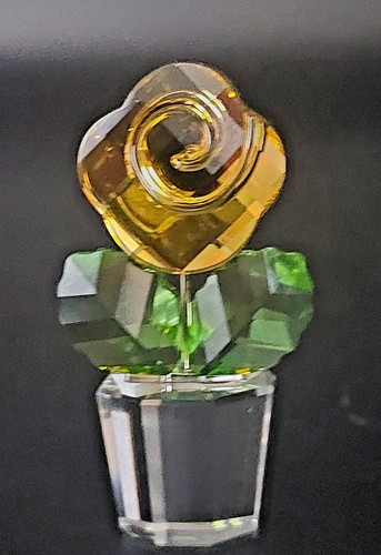 Rare swarovski crystal - rare, rose