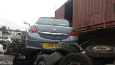 Astra front bumper 3 door coupe black and silver 