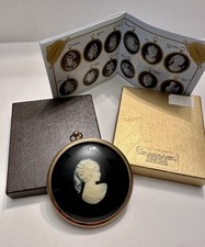 Vintage Lady /Pony tailed girl