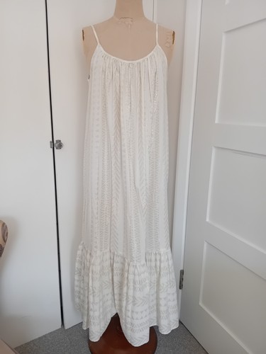 Bnwt women size f - size, &