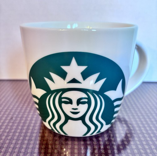 Starbucks 2017 white green - &,