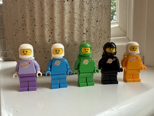 Lego spaceman 5 - spaceman,