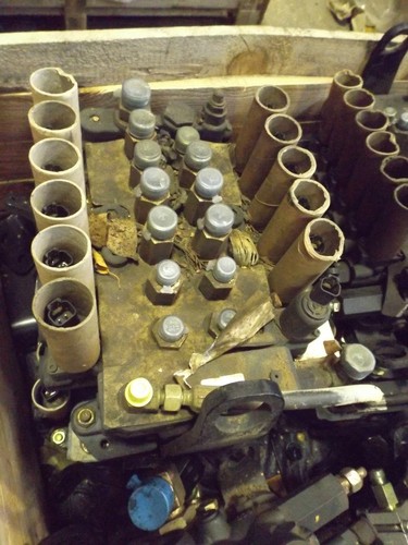 Jcb 540 200 hydraulic valve - 540-200,