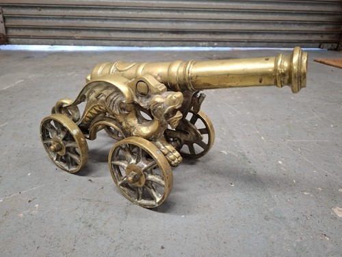 Large solid brass gun - large,