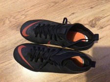 nike astro turf size 5