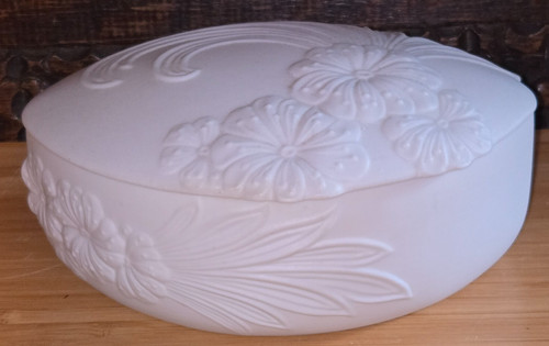 Vintage kaiser porcelain white - porcelain,