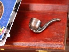 Smoking Pipe, Dolls House