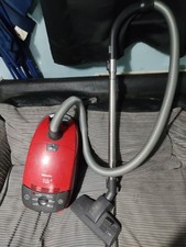 plz read** Miele Vacuum Cleaner Cylinder Cat & Dog TT2000 Red