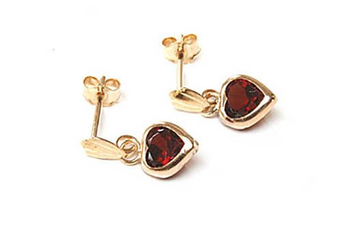 9ct gold garnet heart - gold,