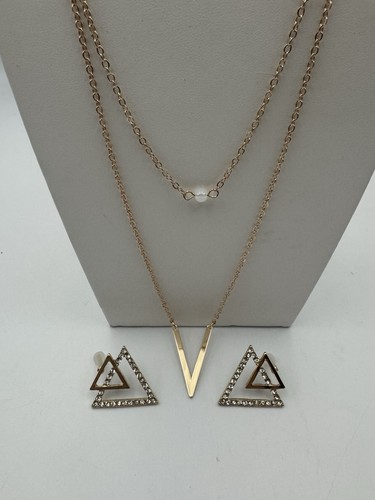 Necklace and earring costume - necklace,