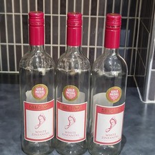 3 Empty Barefoot Wine Bottles 750ml    -  Display / Decor / Crafts / Props