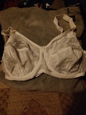TRIUMPH DOREEN WHITE BRA 42C