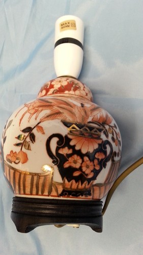 Chinese style table lamp