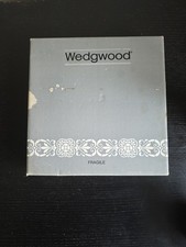 Wedgwood China Plate (Bradex) : Arthur Draws The Sword, King Arthur : Mythology