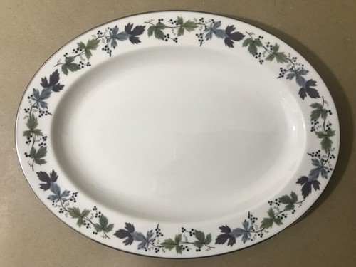 Royal doulton burgundy serving - royal,