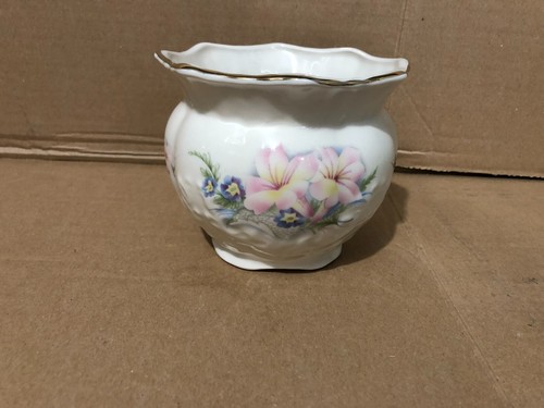 Maryleigh pottery planter - pottery,
