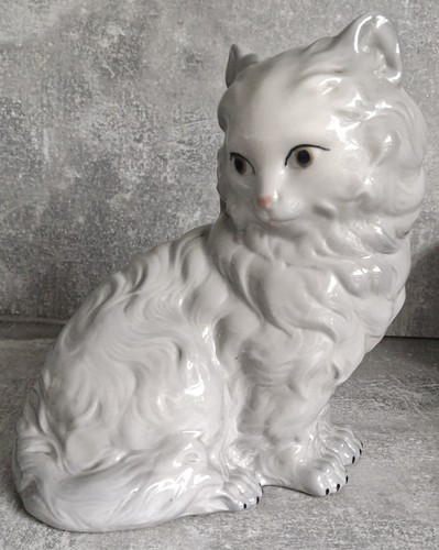 Beautiful spanish porcelain - beautiful,