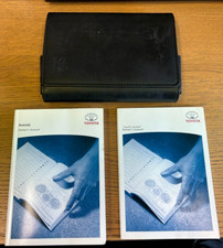 TOYOTA AVENSIS OWNERS MANUAL