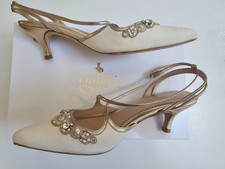Emmy London Shoes Size 4 (?)