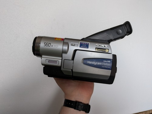 Sony ccd trv59e handycam - handycam, hi8
