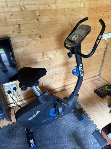 Reebok one gb60 self powered - reebok,