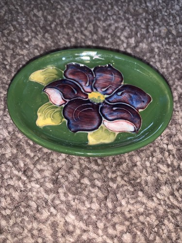 Moorcroft clematis oval 8cm - clematis,