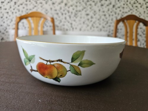 Royal worcester fine china - worcester,