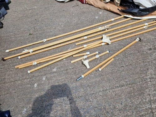 Lightweight fibreglass poles - /,