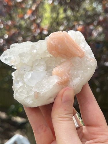 White apophyllite peach - white,